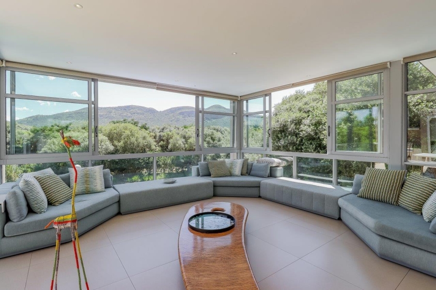 6 Bedroom Property for Sale in The Islands Estates North West